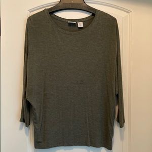 🌺Women’s Doleman sleeve top